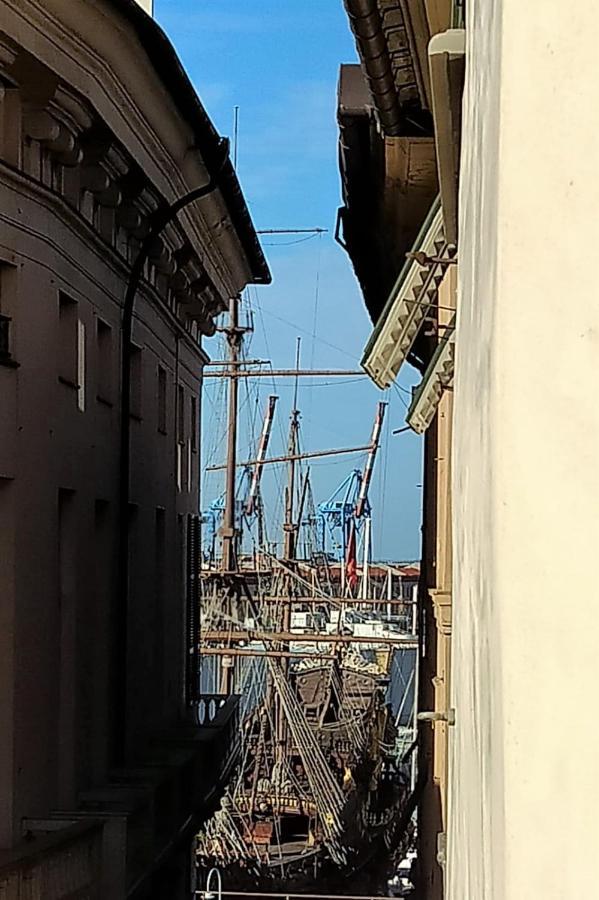 Doge Cambiaso- Davanti All'Acquario - Grande Terrazza Privata - Palazzo Nobiliare Storico Genoa Luaran gambar